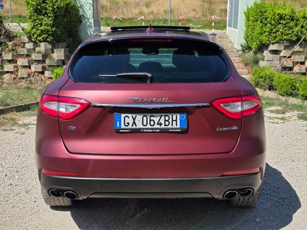 MASERATI LEVANTE 3.0 Diesel 275 CV Q4 Granlusso - Foto 8