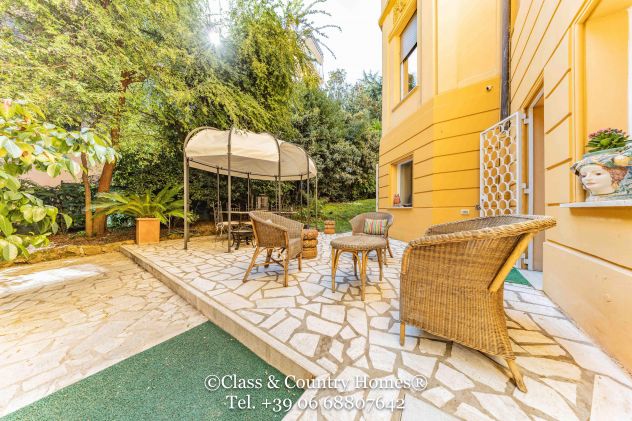 Pinciano Villino d'Epoca: Esclusivo Appartamento con Giardino - Foto 2