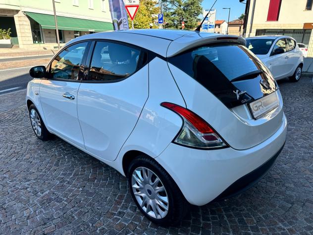 Lancia Ypsilon 1.2Bz 69Cv 5P - Uniproprietario - Foto 4