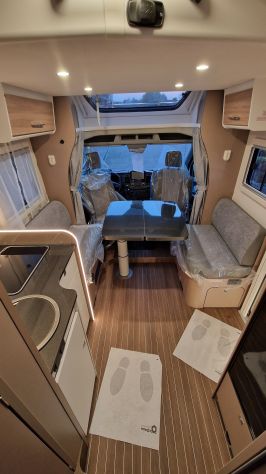 Camper Semintegrale Blucamp Ocean 525 2025 - Foto 2