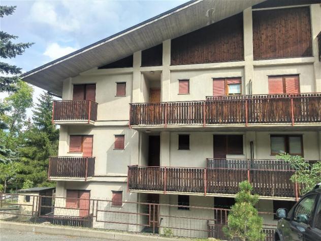 AMPIO BILOCALE IN OTTIMA POSIZIONE SOGGIORNO CON DIVANO LETTO, CAMERA DA LETTO MATRIMONIALE , BALCONE, BAGNO CON LAVATRICE E BOX AUTO - Foto 9