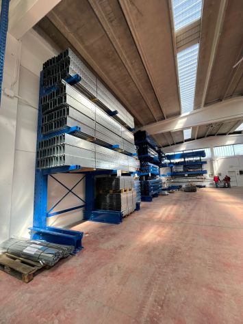 Cantilever per materiale elettrico - Foto 2
