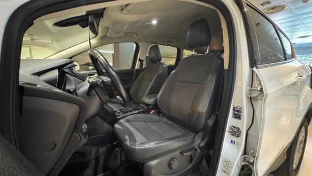 FORD KUGA 2.0 D 150CV 4wd- 2017 - Foto 10