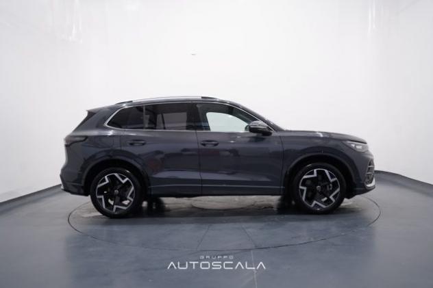 VOLKSWAGEN Tiguan 2.0 TDI 150cv DSG R-Line rif. 23395963 - Foto 7