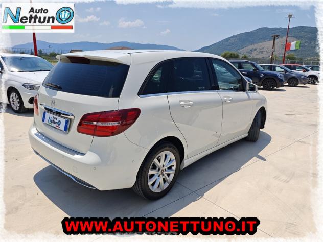 Mercedes-benz B 180 d Premium - Foto 2