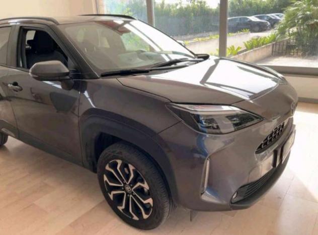 TOYOTA Yaris Cross 1.5 Hybrid 130 CV 5p. E-CVT Trend rif. 24074613 - Foto 3