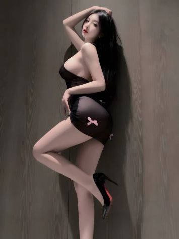 giovane e bellissima ragazza Relax massaggi corpo su corpo Tel:3511860703