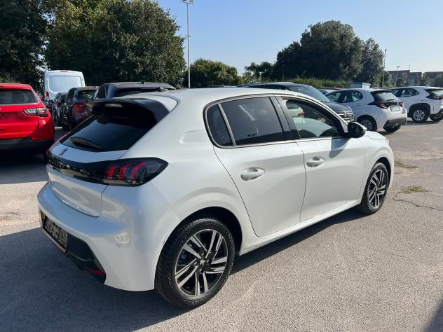 Peugeot 208 1.2 PURETECH 100CV EAT8 AUTIMATIC ALLURE - Foto 2