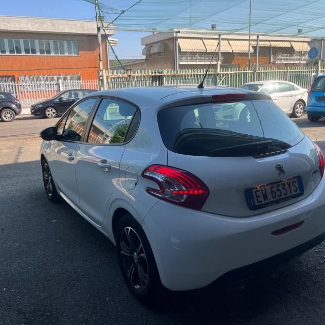 Peugeot 208 PureTech 82 5 porte Allure - Foto 8
