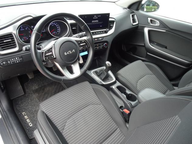 Kia ceed 1.6 CRDi 136 CV MHEV iMT SW Business Class - Foto 7