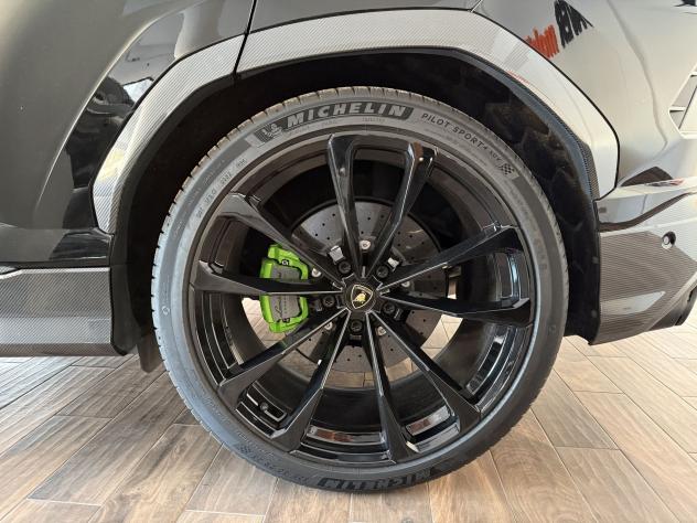 Lamborghini Urus 4.0 - CARBOCERAMICI - CARBON LOOK - CERCHIO 23' - Foto 7