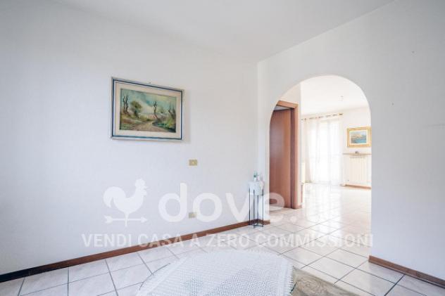 Appartamento di 140 m² con 5 locali e box auto in vendita a Grantola - Foto 9