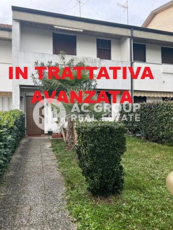 Casa a schiera a Saronno - Rif. villaschiera.mb