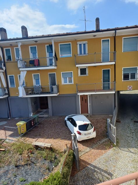 Val di Chy - Bilocale - privato NO agenzie, solo lungo termine con referenze