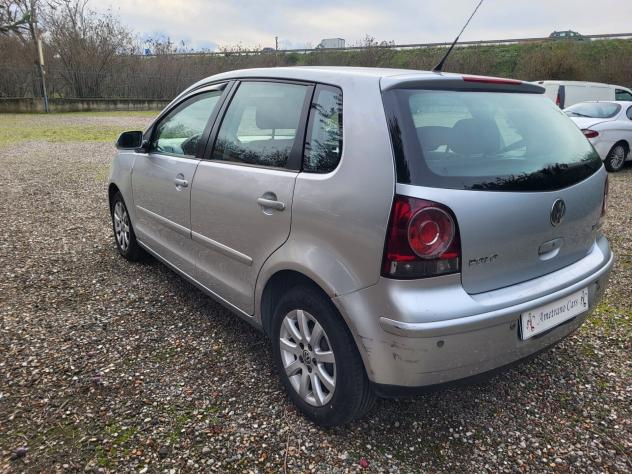 Volkswagen Polo 1.4/80CV TDI 5p. Comfortline - Foto 6