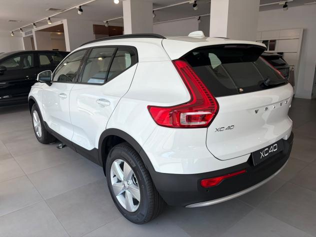 Volvo XC40 B3 automatico Essential *a soli 248 al mese!!* - Foto 2