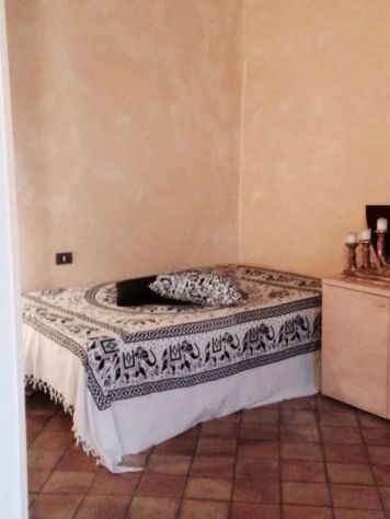 MONTI TRILOCALE CLIMATIZZATO CON TERRAZZO. - Foto 4