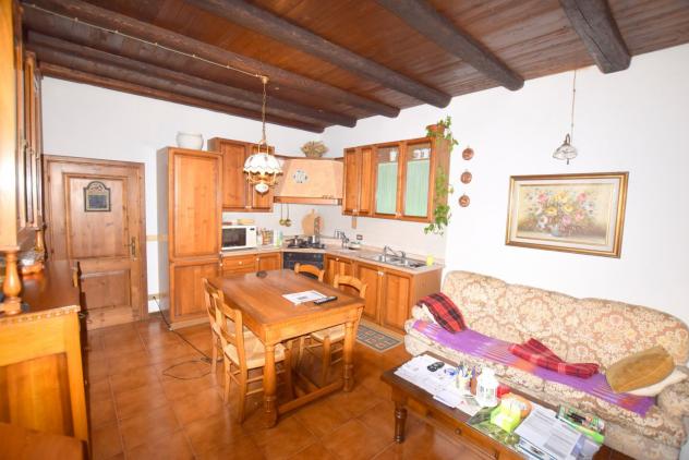 CASA INDIPENDENTE di 3 vani e di 140 mq (CAVASO DEL TOMBA) rif. H54_6 - Foto 7