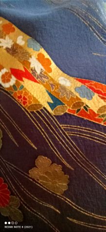 Kimono Kurotomesode autentico in seta con 5 stemmi" - Foto 5