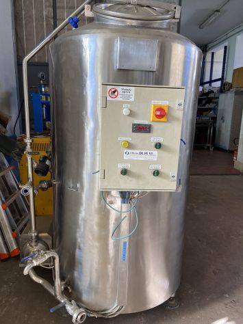 Preparatore automatico acqua calda