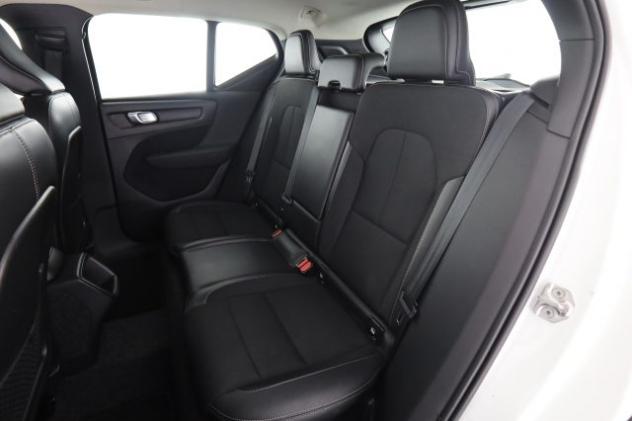 VOLVO XC40 XC40 D4 AWD Geartronic Business Plus/Momentum Pro rif. 23903829 - Foto 3