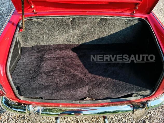 Triumph TR4 TR4A IRS Rosso Interni Pelle Nera 1966 Guida a Destra - Foto 9