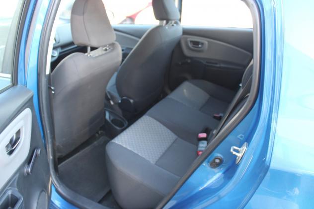 Toyota Yaris 1.4 D-4D 5 porte Lounge - Foto 9