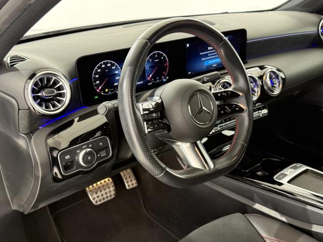 Mercedes-Benz Classe A A 180 d Automatic Premium Plus AMG Line - Foto 6