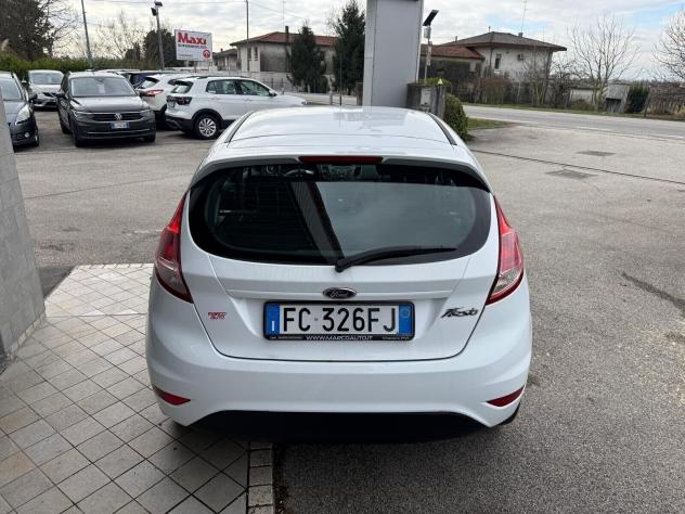 Ford Fiesta 1.2 Benzina Neopatentati - Foto 4