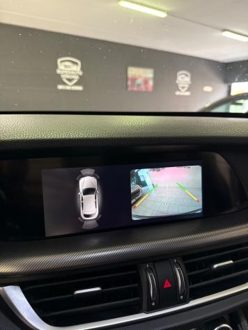 Alfa Romeo Stelvio 2.2 Turbodiesel 210 CV AT8 Q4 Executive - Foto 10