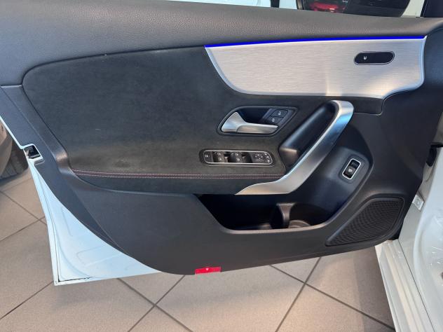 Mercedes-Benz Classe A A 180 d Automatic Premium - Foto 6