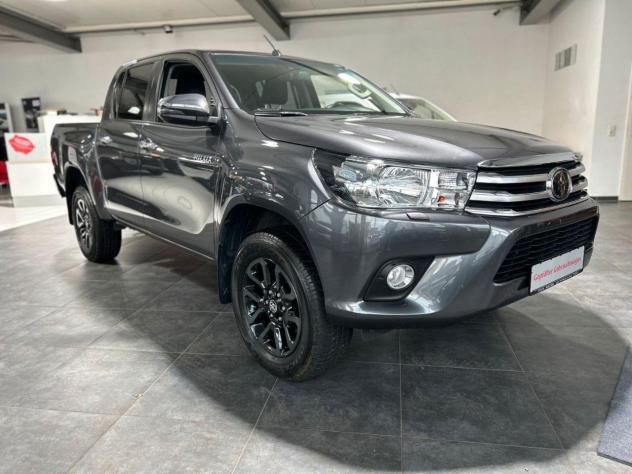 Toyota Hilux 2.4 D-4D 4WD DC COMFORT NAVI CAMERA AUT.
