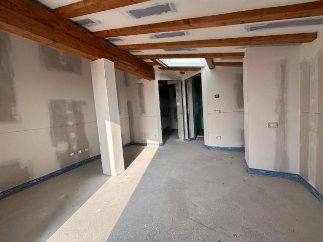 Biassono - Attico di pregio al 4° piano con terrazzo panoramico di 70 m² - Foto 11