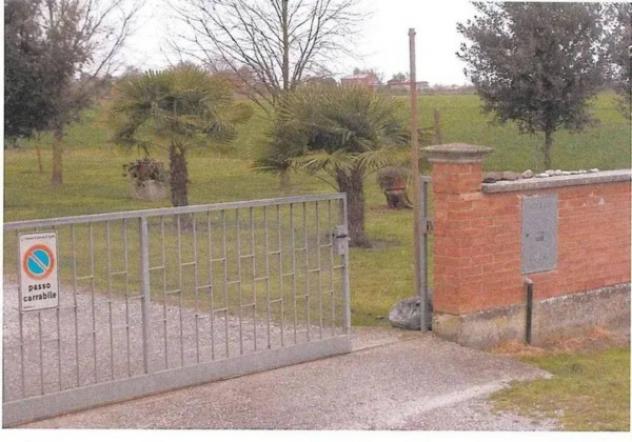 Immobile in asta di 219 m² con più di 5 locali in vendita a Jolanda di Savoia - Foto 2