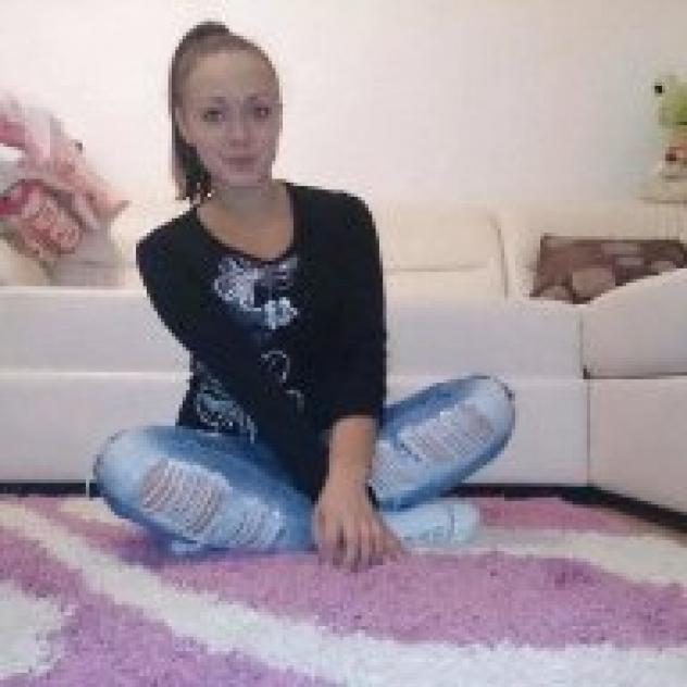 Fredericka, 25 da Novara Tel: