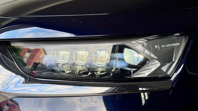DS 7 CROSSBACK 2.0 PRESTIGE 180 CV - FULL LED, VIRTUAL COCKPIT, CARPLAY - Foto 4