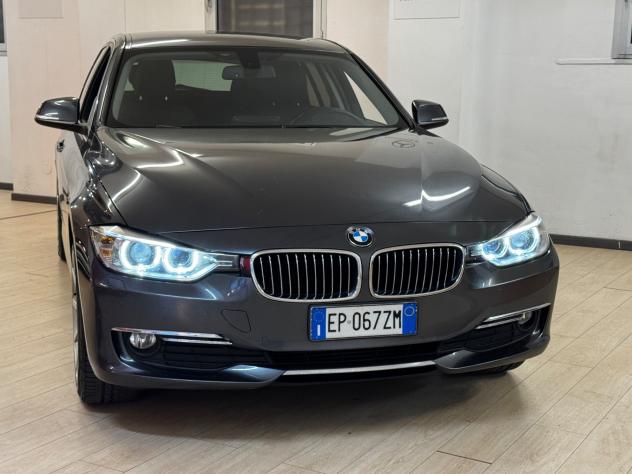 Bmw 320d xDrive Touring Luxury-4x4-Garantita-Permute - Foto 2