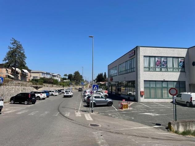 Magazzino in vendita a Gracciano Dell'elsa - Colle di Val d'Elsa 400 mq Rif: 1425419
