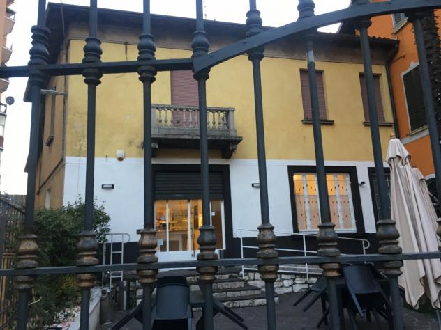 STABILE/PALAZZO di 40 vani e di 800 mq (GARDONE VAL TROMPIA) rif. SFSCAGVT - Foto 2
