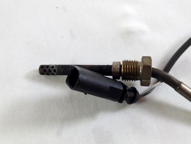 03L906088D SENSORE DI TEMPERATURA GAS DI SCARICO AUDI A4 B8 SW 2.0 D 105KW 6M 5P (2009) RICAMBIO USATO - Foto 2