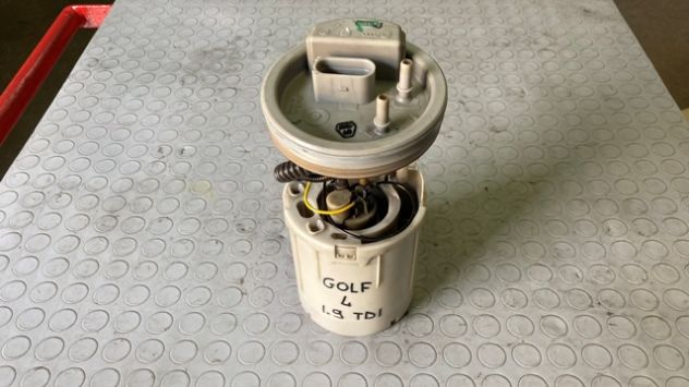 Pompa carburante Volkswagen Golf 4 1.9TDI del 2002 (1J0919050)