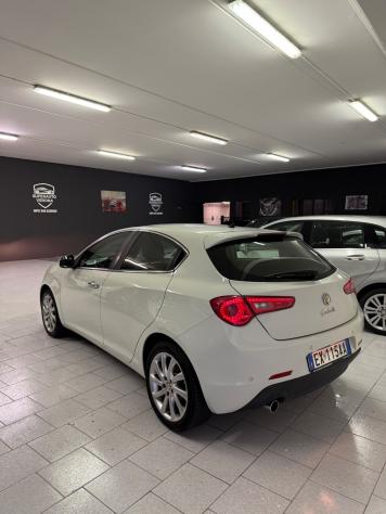 Alfa Romeo Giulietta 1.6 JTDm-2 105 CV Exclusive - Foto 4