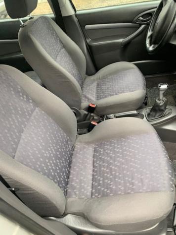 FORD Focus 1.6i 16V cat SW Ghia rif. 23335630 - Foto 5