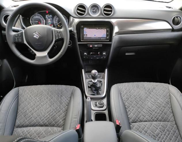 Suzuki Vitara Vitara 1.4h Starview 4wd allgrip 110cv at con Tetto Panoramico - Foto 2