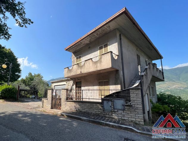 Casa indipendente in vendita a Roccavivi