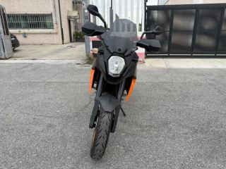 KTM 990 Supermoto T