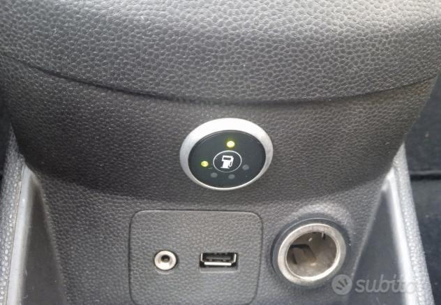 Ford Fiesta Fiesta 5p 1.4 16v + Gpl - Foto 8