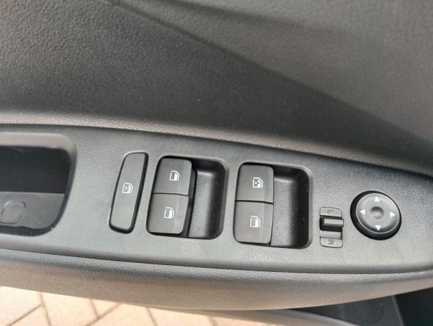 Hyundai i10 1.0 MPI A/T Connectline - Foto 6