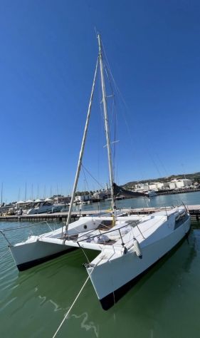 CATAMARANO a vela - NATANTE - alabile - VELE NUOVE