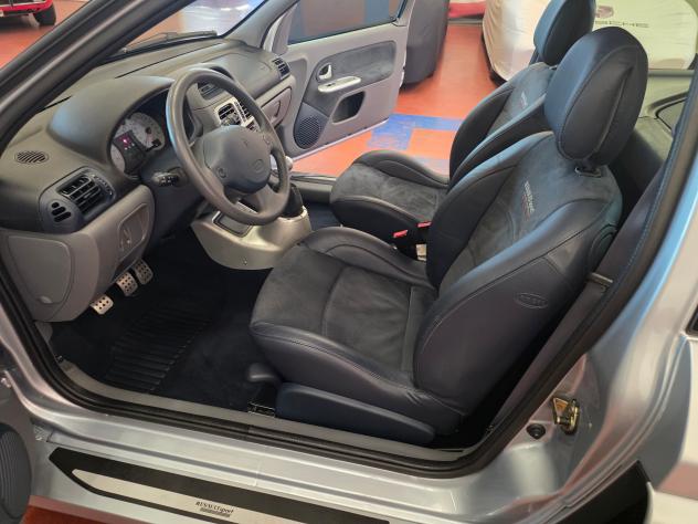 Renault Clio 3.0 V6 24V cat 3 porte Sport A.S.I. - Foto 9